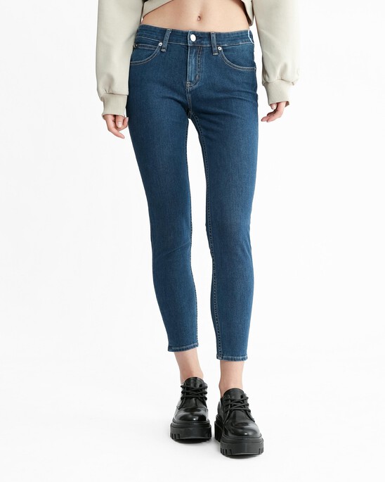 Ultimate Stretch Body Ankle Jeans
