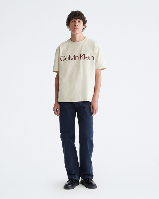 KHAKIS RELAXED STENCIL LOGO TEE