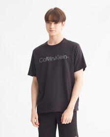 ESSENTIALS LOGO GRAPHIC TEE, BLACK BEAUTY, hi-res