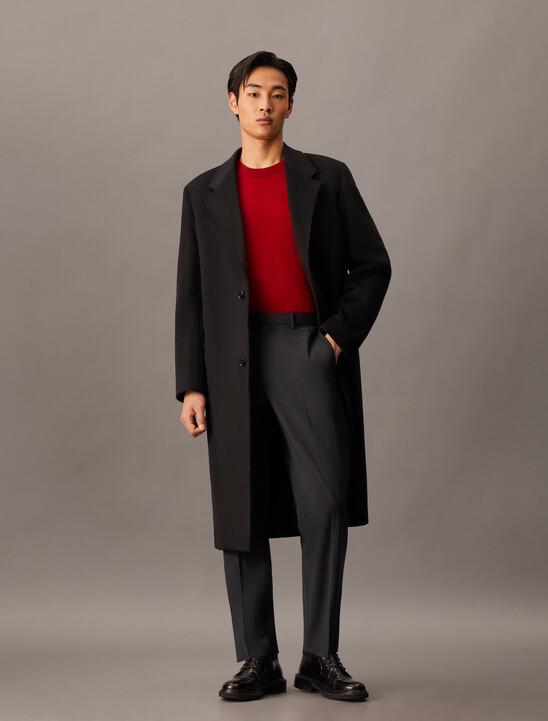 Classic Cashmere Crewneck Sweater