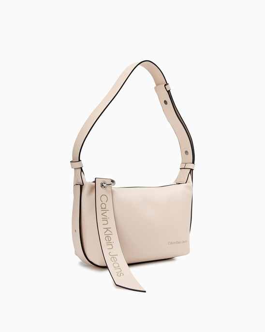 SCULPTED ROUND BAG WITH LOGO TAG