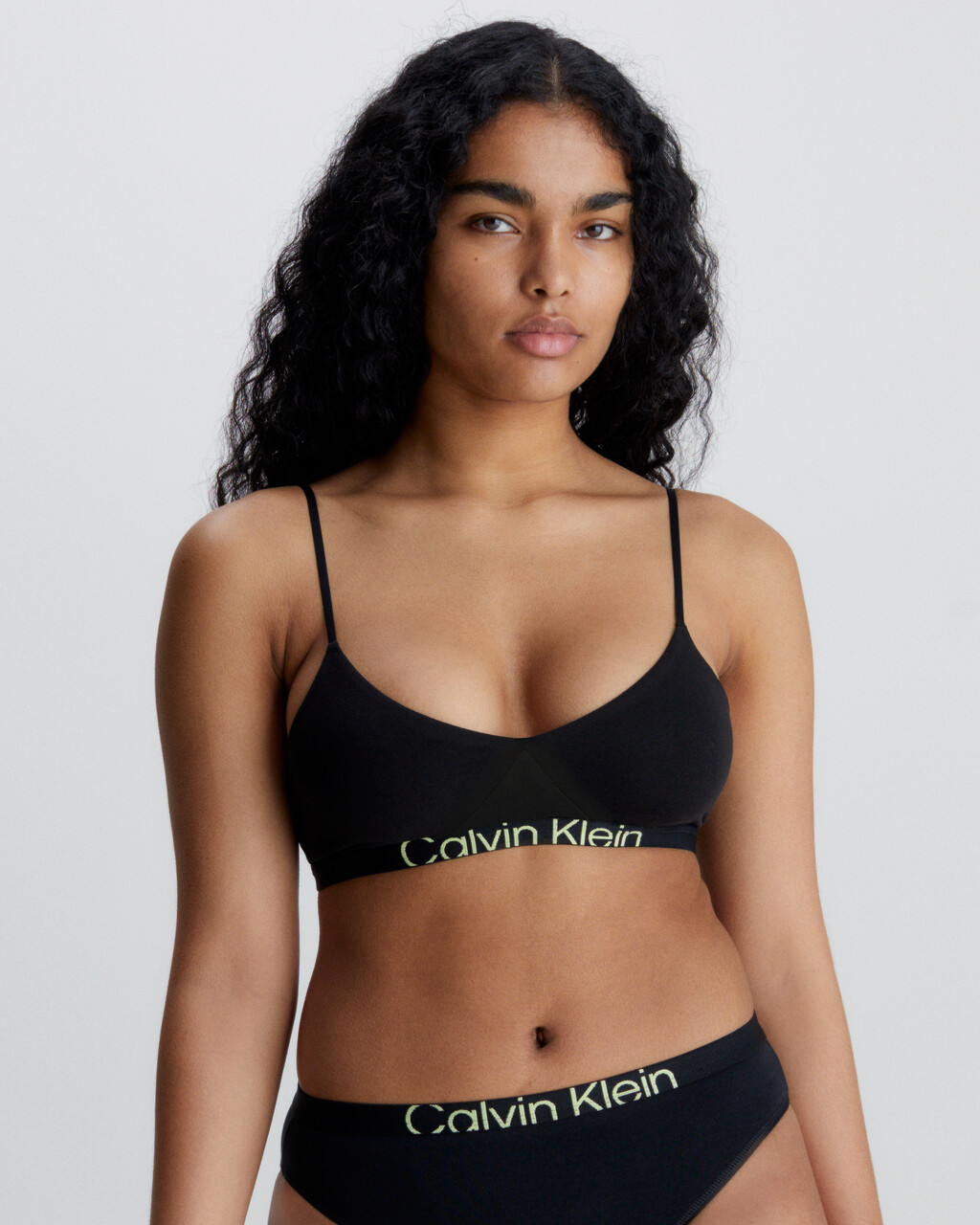 Calvin Klein Future Shift Unlined Bralette With Contrast, 47% OFF