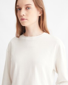 ESSENTIALS CROPPED LONG SLEEVE TEE, WHITE SUEDE, hi-res