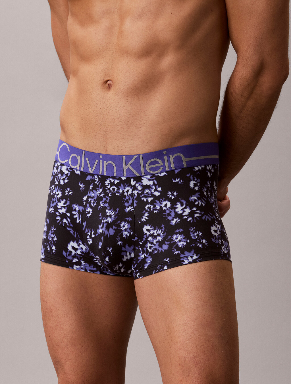 Icon Microfiber Stretch Metallic Low Rise Trunk, IKAT FLORAL BLACK, hi-res