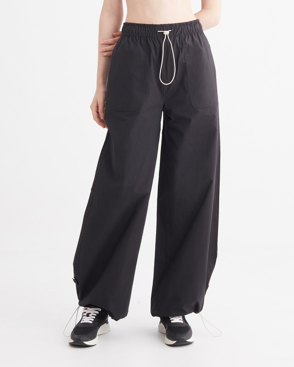 WATER-REPELLENT WIDE LEG TROUSERS, BLACK BEAUTY, hi-res