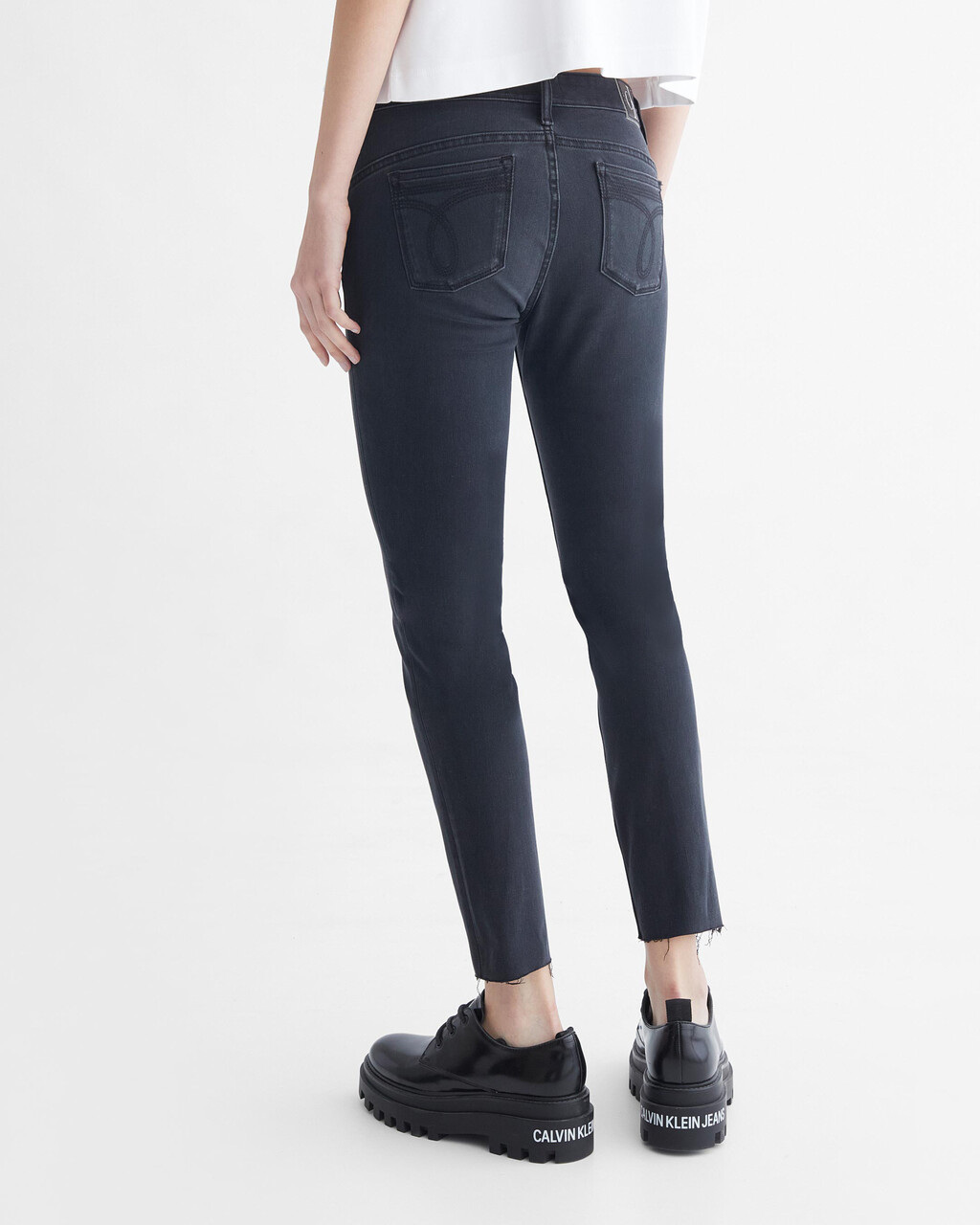 Ultimate Stretch Skinny Cropped Jeans, Washed Black Shanks Rwh, hi-res