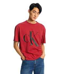 MONOGRAM RELAXED FIT TEE, KARANDA RED-640, hi-res