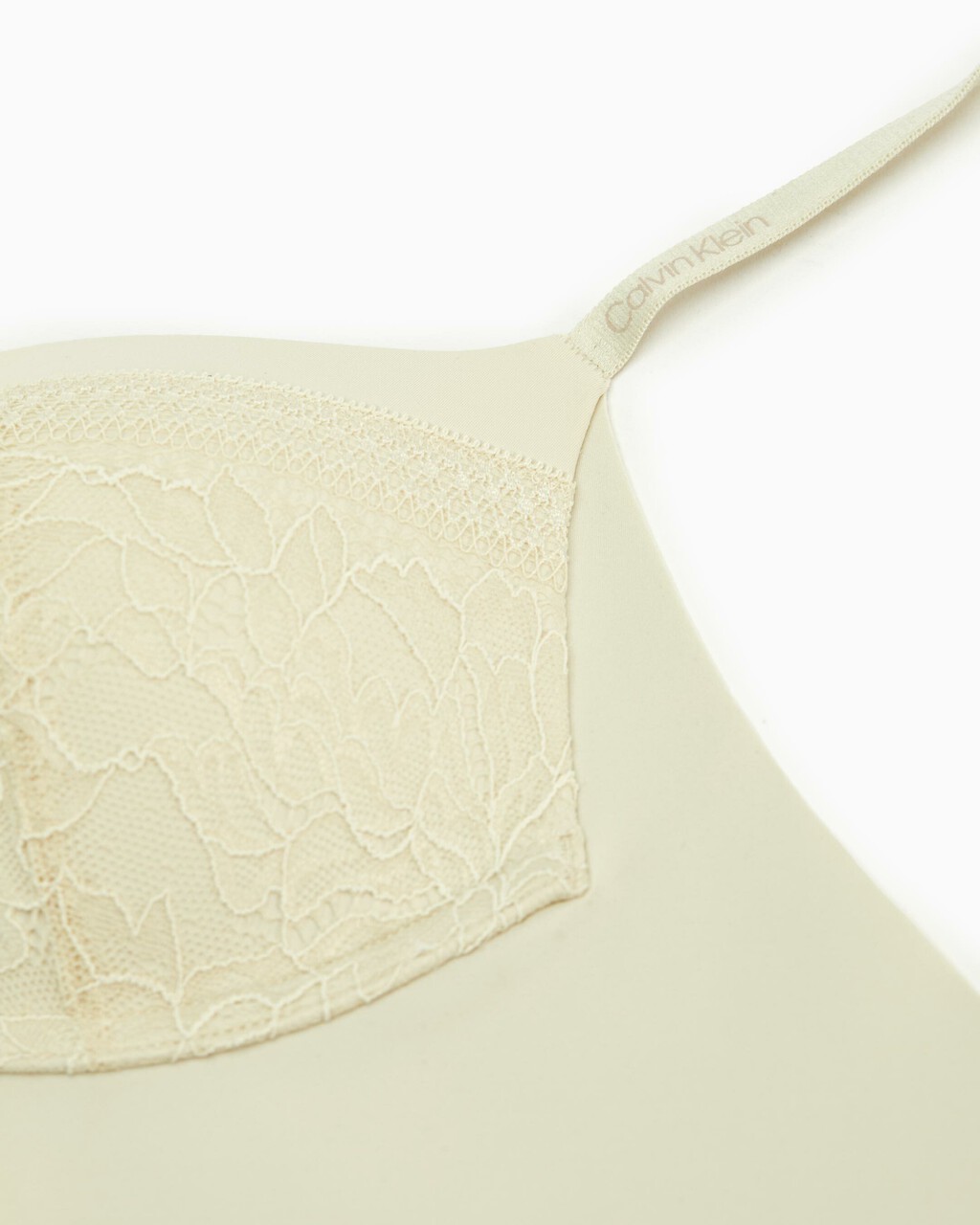 INVISIBLES LACE PUSH UP PLUNGE BRA, Desert Sand Dune, hi-res