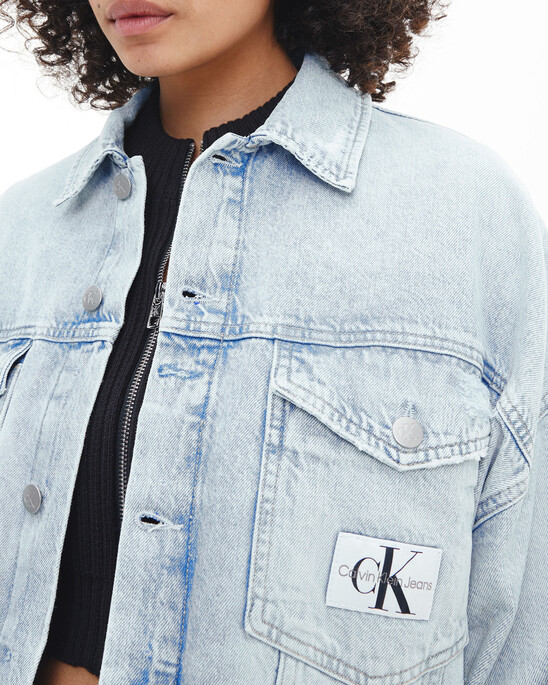 OVERSIZED CROPPED DENIM JACKET
