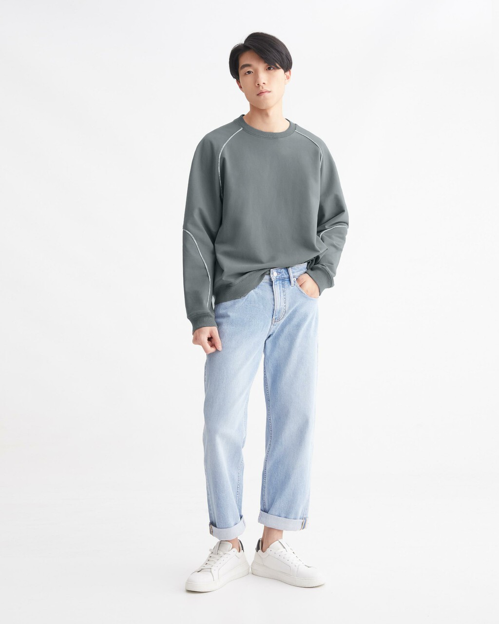 LOGO TAPE SWEATSHIRT, Overcast Grey, hi-res