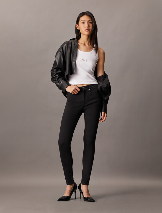 37.5 Mid Rise Black Skinny Jeans