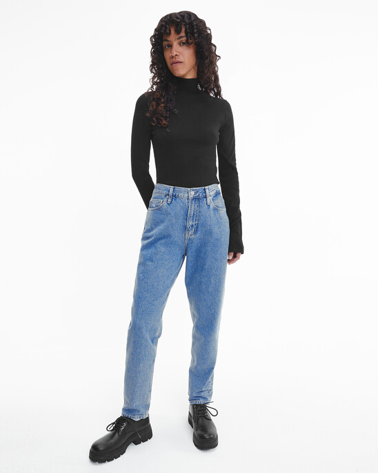 SLIM RIBBED MOCK NECK TOP