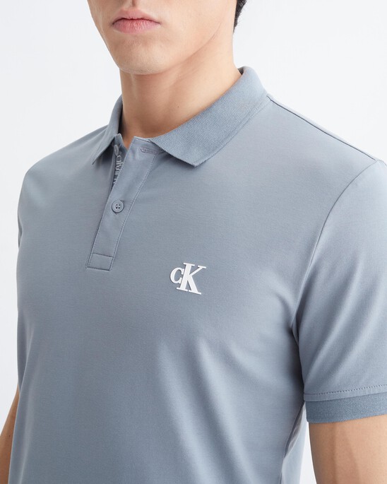 SLIM LOGO PLACKET POLO