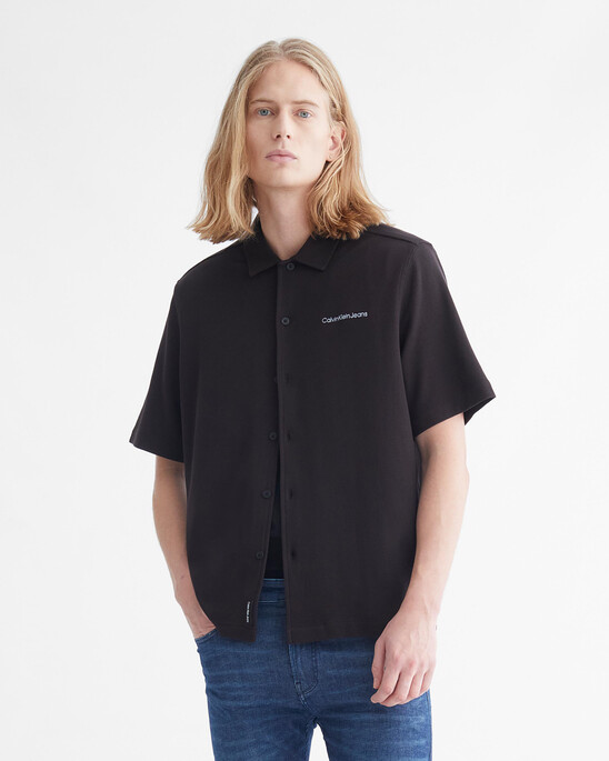 WAFFLE KNIT BUTTON-UP SHIRT