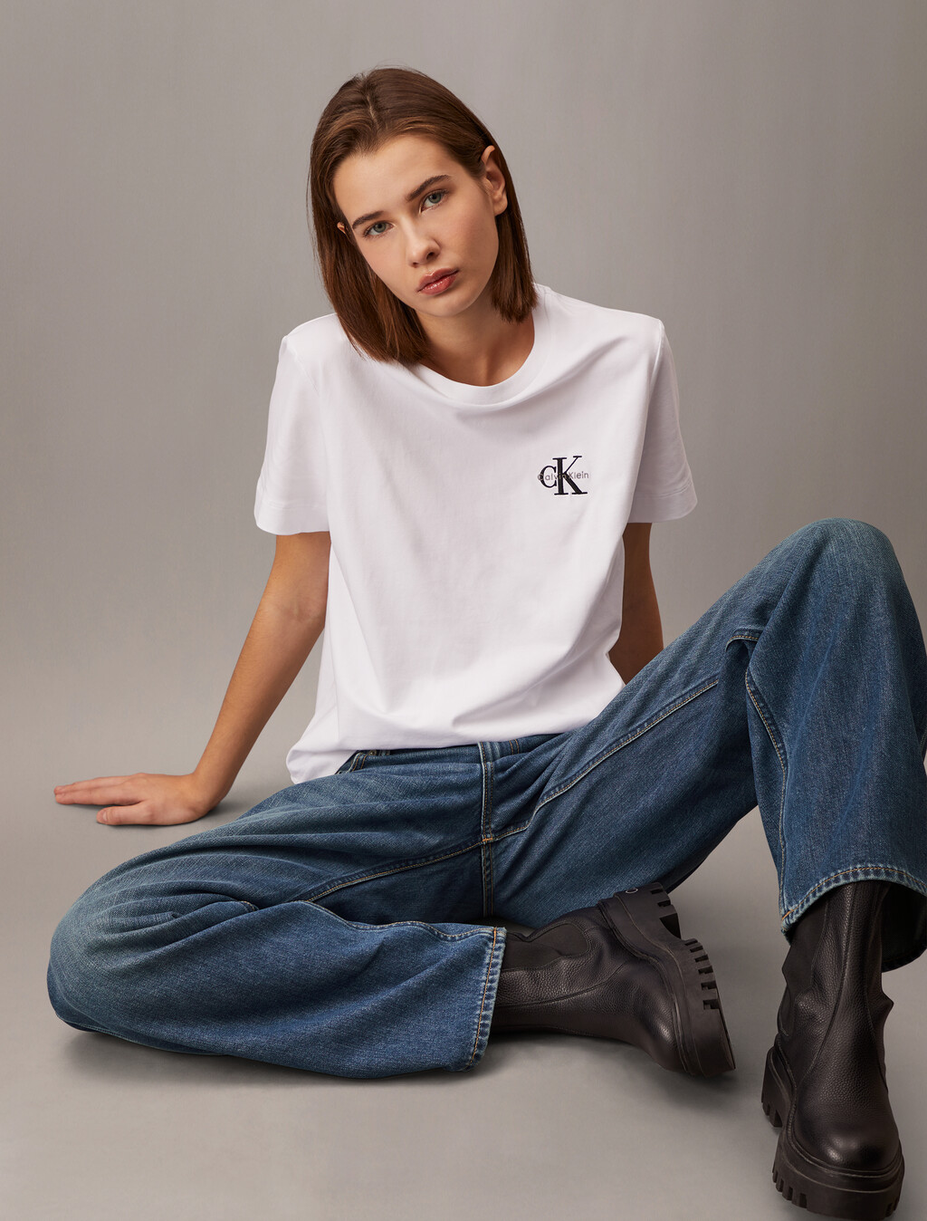 37.5 Low Rise Relaxed Jeans, Denim Medium, hi-res