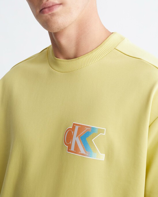 37.5 Unisex Gradient Logo Sweatshirt