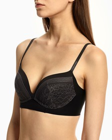 INVISIBLES LACE PUSH UP PLUNGE BRA, Black, hi-res