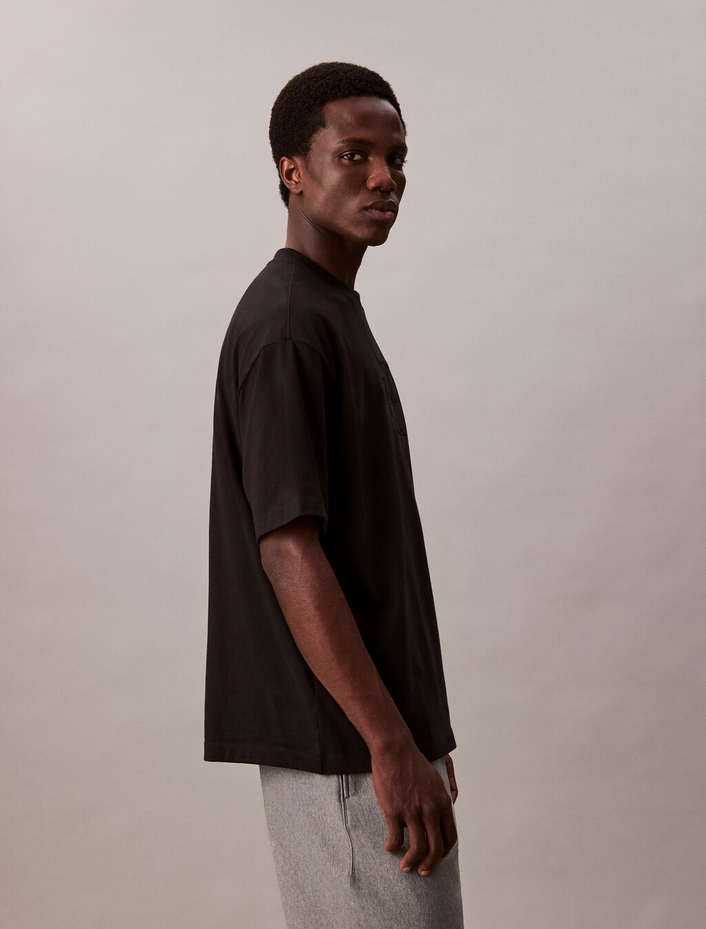 Relaxed Monogram T-shirt, Black, hi-res