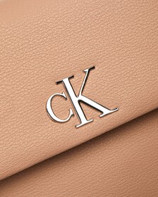 MINIMAL MONOGRAM BOXY BAG, DARK BLUSH, hi-res