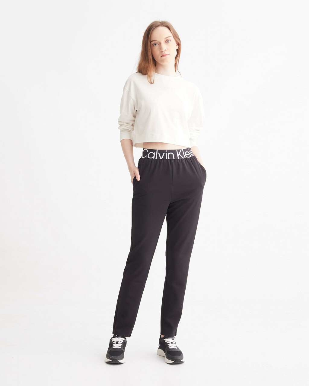 ESSENTIALS CROPPED LONG SLEEVE TEE, WHITE SUEDE, hi-res