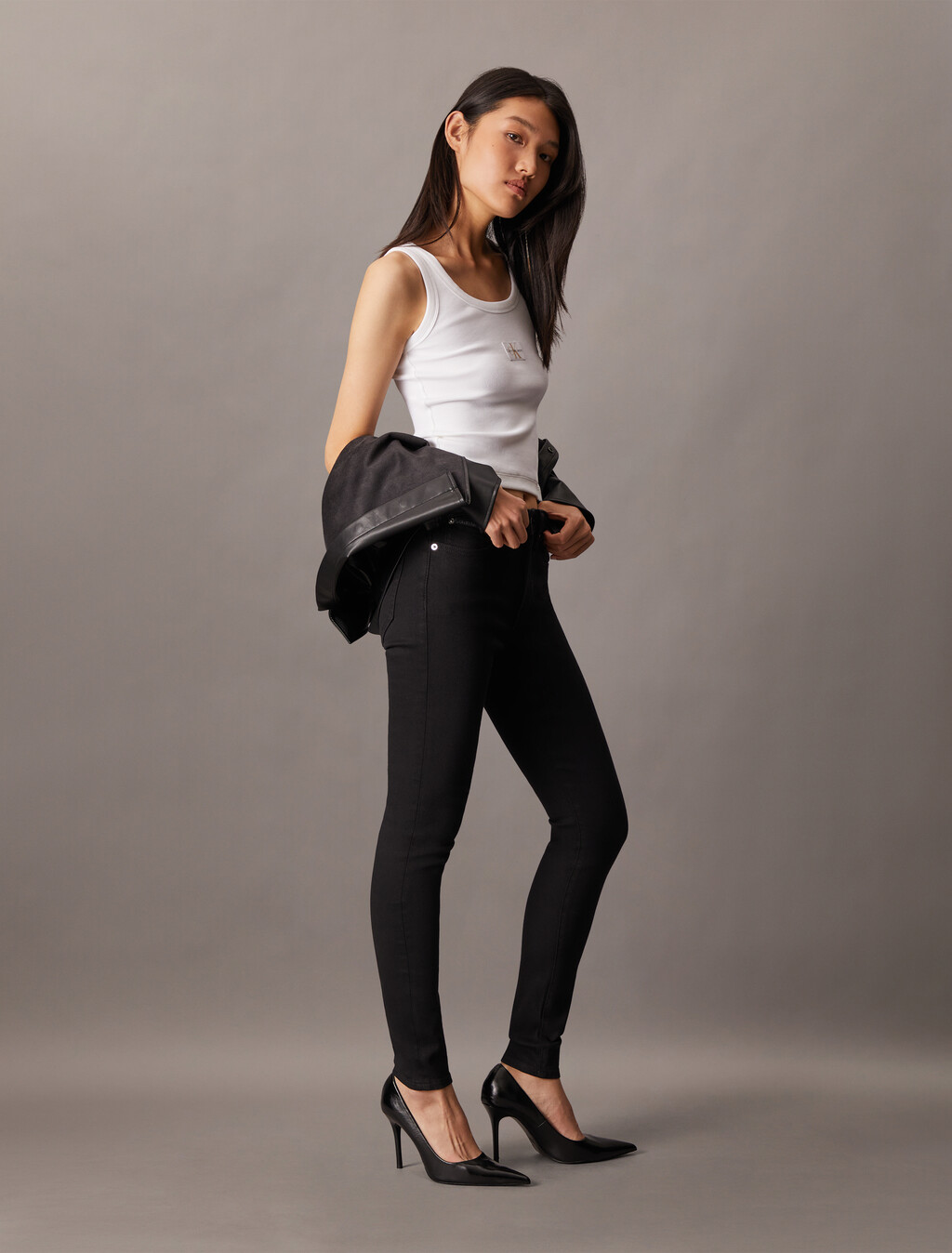 37.5 Mid Rise Black Skinny Jeans, CK CLASSIC BLACK, hi-res