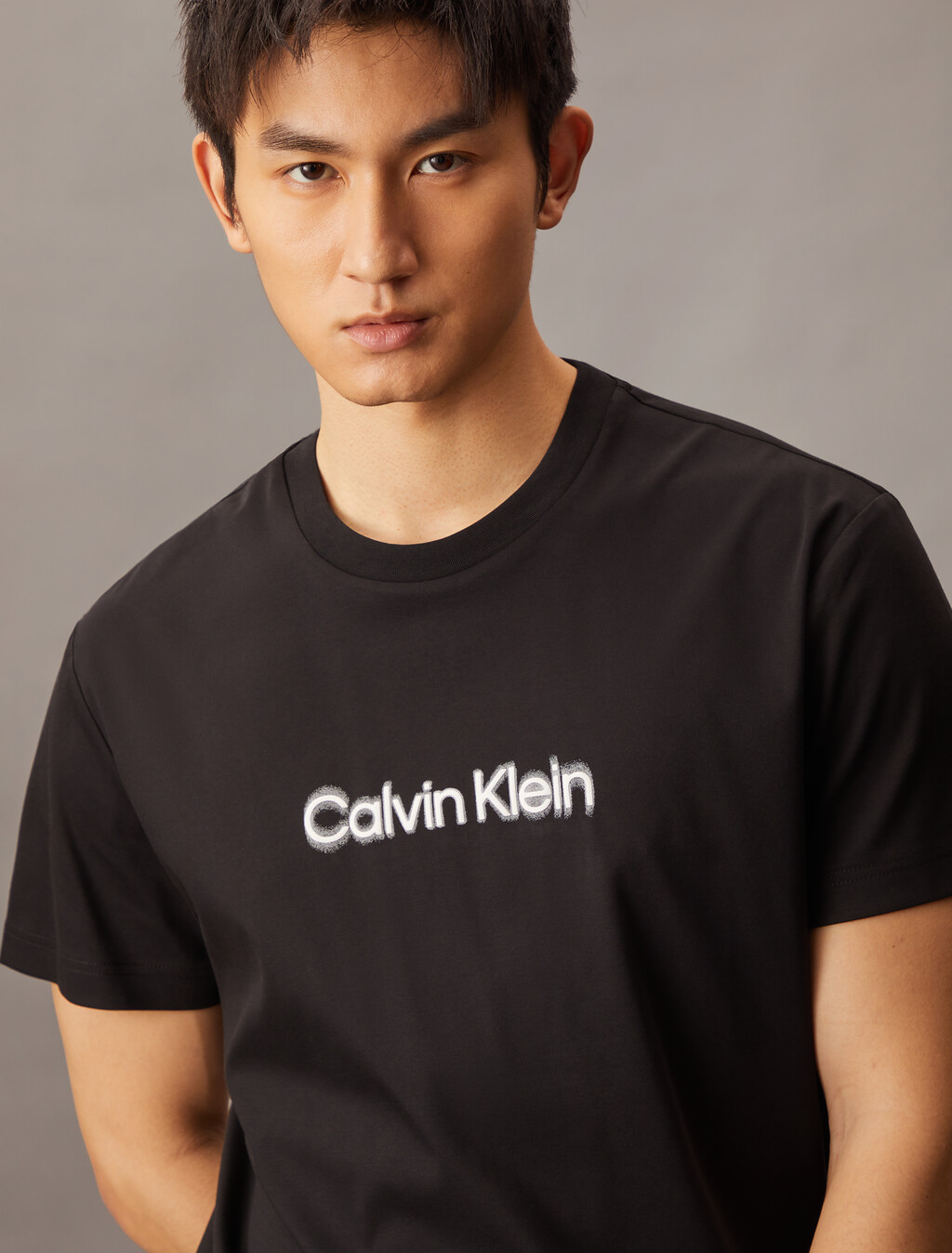 Slim Calvin Klein Motion Blur Tee, Black, hi-res