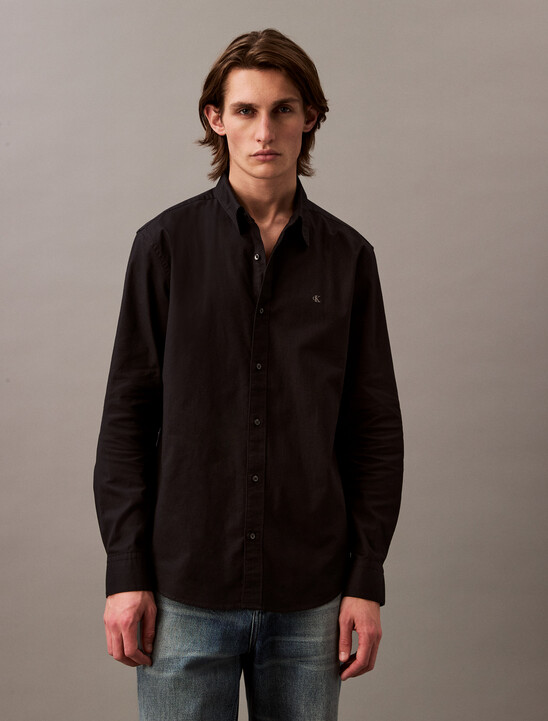 Solid Classic Oxford Button-Down Shirt