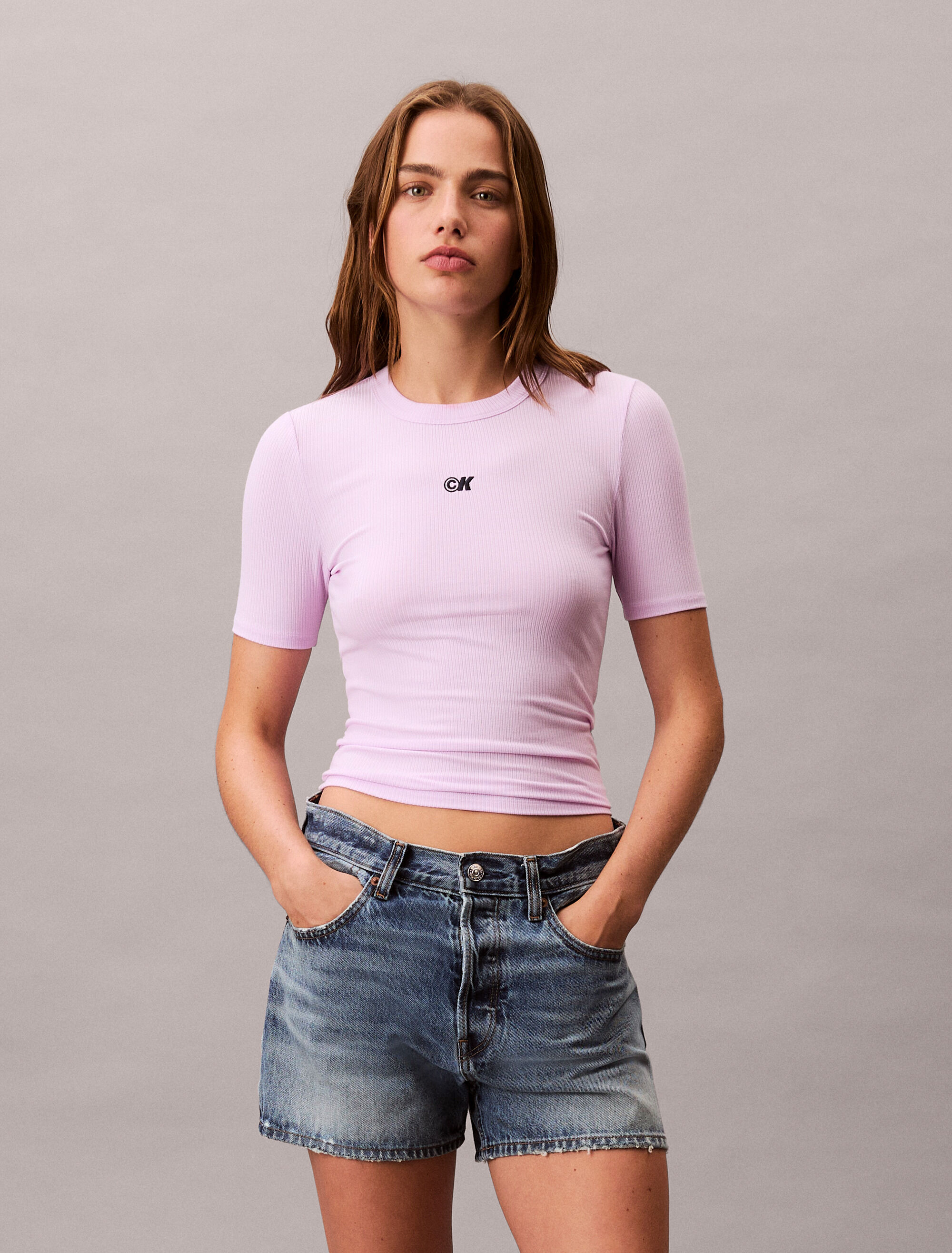 [CK JEAN] Women's Logo Baby Crop T-shirt ★大人気★ Women's T-shirts | Calvin Klein Singapore