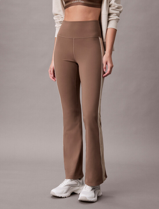 Shine Stripe Flared Leggings