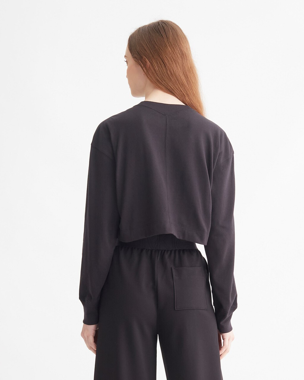 ESSENTIALS CROPPED LONG SLEEVE TEE, BLACK BEAUTY, hi-res