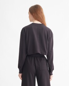 ESSENTIALS CROPPED LONG SLEEVE TEE, BLACK BEAUTY, hi-res