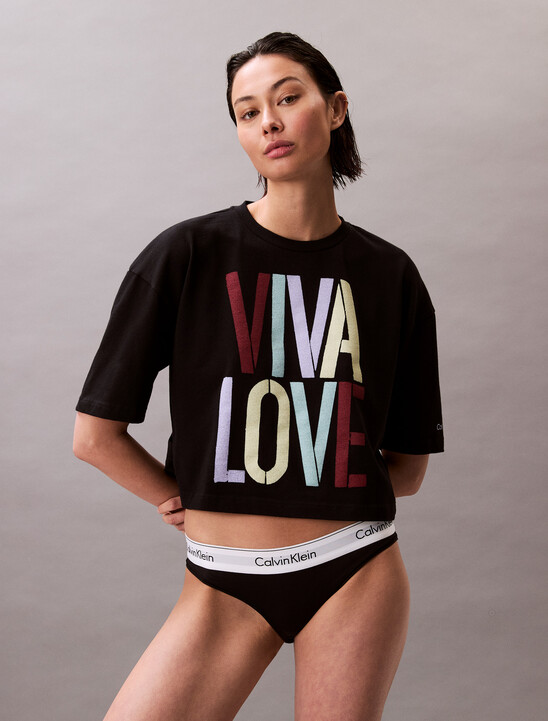Pride Viva Love Graphic Cropped Relaxed T-Shirt