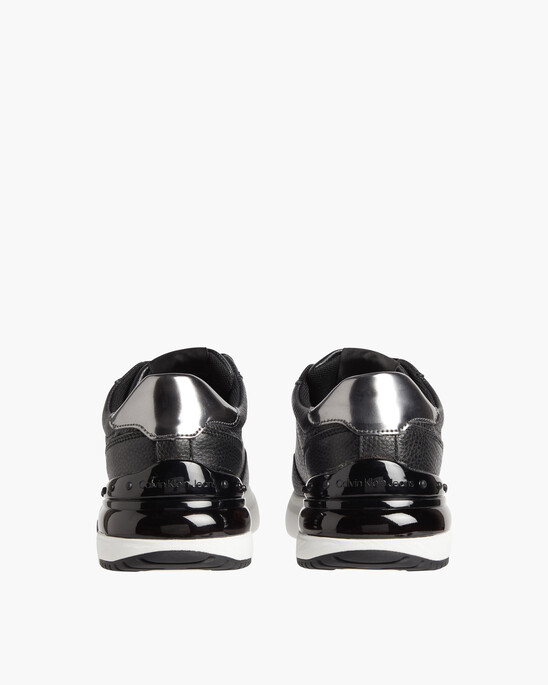 SPORTY COMFAIR LACE-UP RUNNERS
