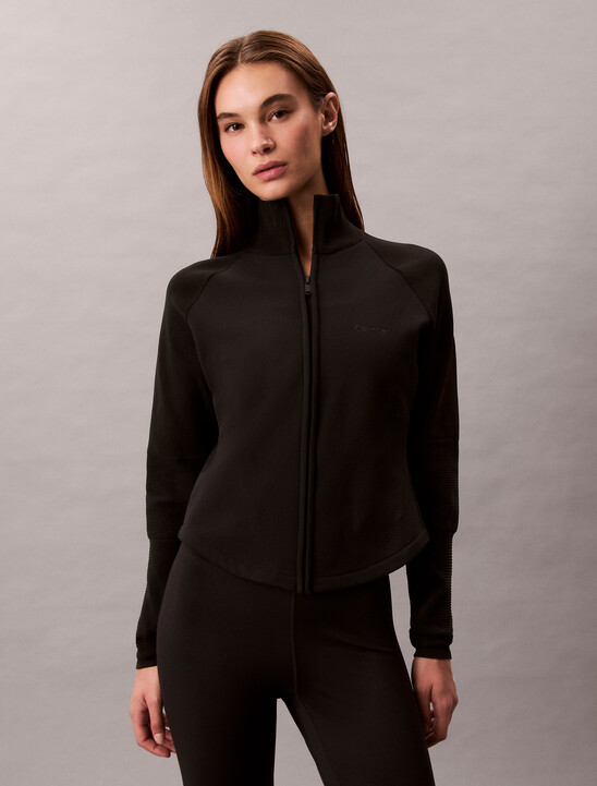 Tech Hybrid Midlayer