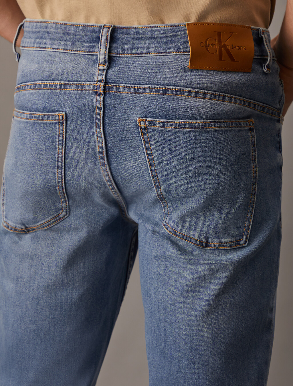 37.5 Bi-Stretch Body Taper Jeans, Denim Light, hi-res
