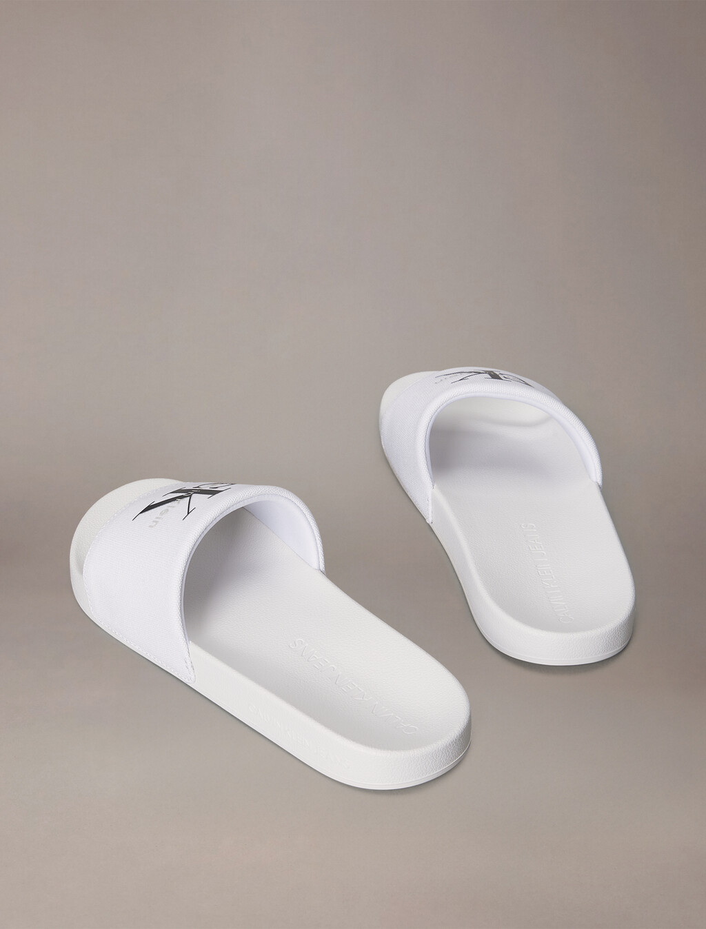 Canvas Logo Sliders, Bright White/Black, hi-res