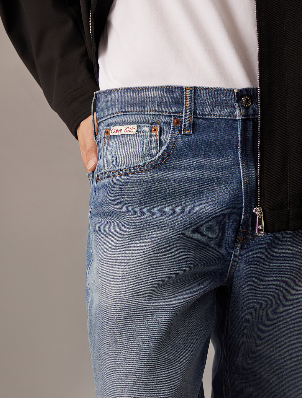 37.5 Distressed 90s Straight Jeans, SEA SPRAY, hi-res