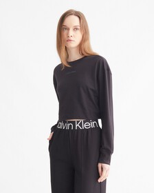 ESSENTIALS CROPPED LONG SLEEVE TEE, BLACK BEAUTY, hi-res
