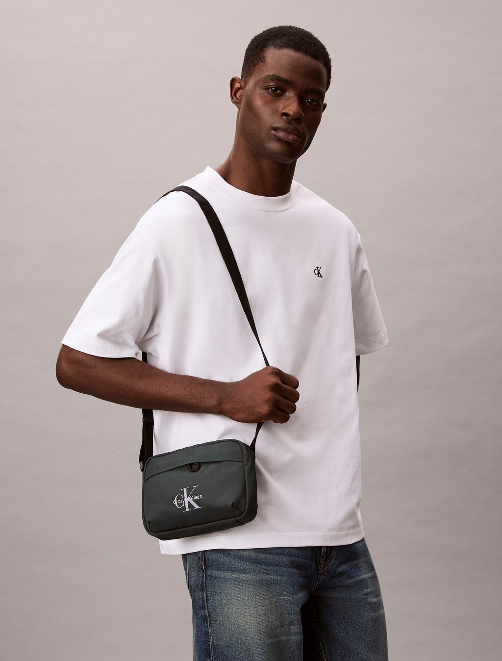 Bold Logo Nylon Camera Bag, Dark Teal, hi-res