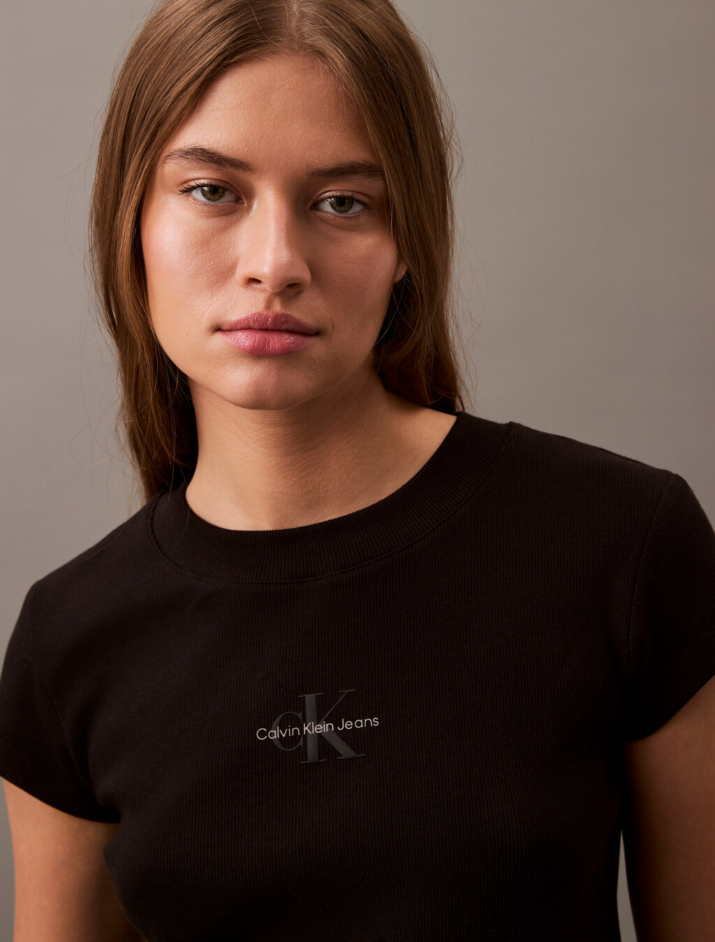 Slim Cropped Monogram T-shirt, Black, hi-res