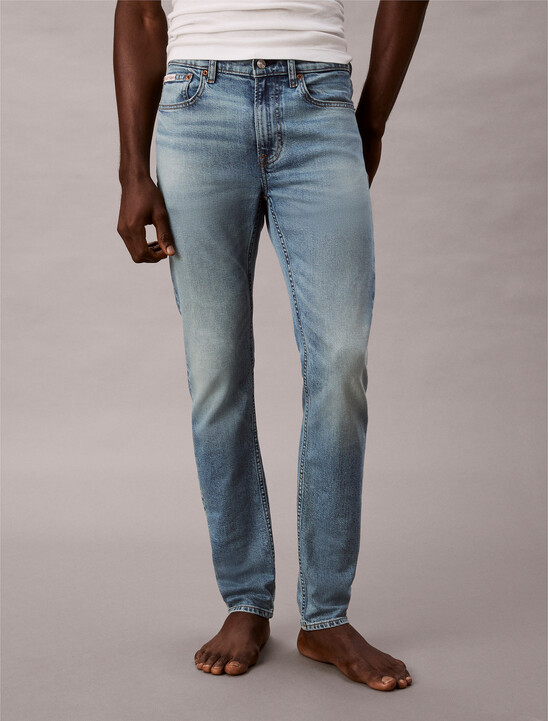 Slim Tapered Jeans