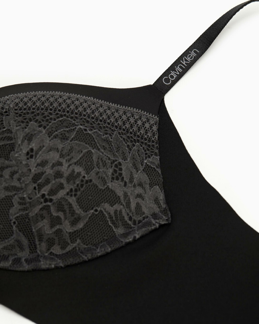 INVISIBLES LACE PUSH UP PLUNGE BRA, Black, hi-res
