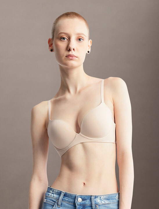 Invisibles Line Extension Push Up Plunge Bra