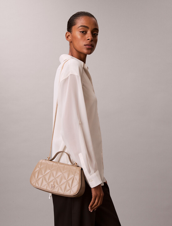 Quilted Emblem Logo Chain Bag