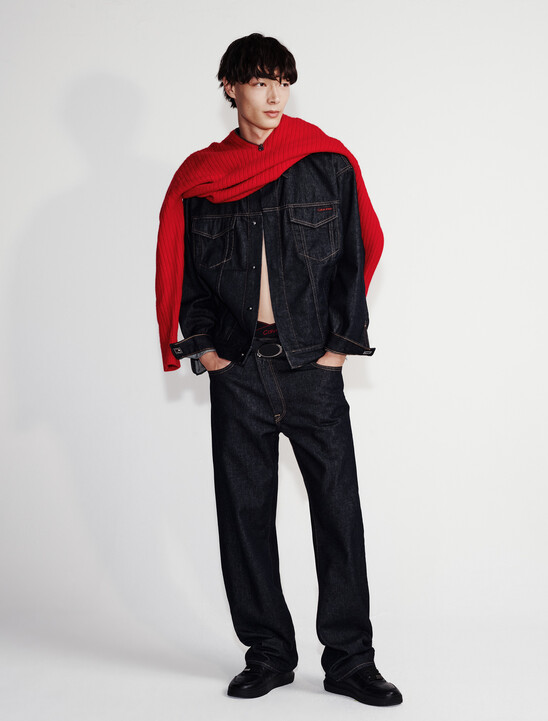 90s Straight Asymmetric Jeans
