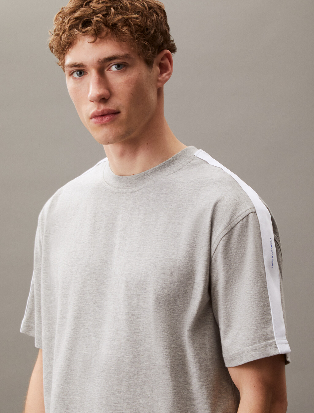 Essential Relaxed Tee, BC01 Light Grey Heather, hi-res