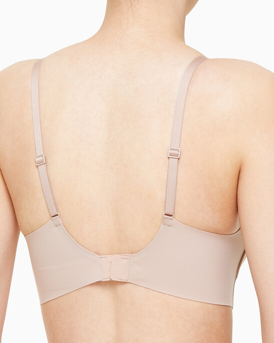 INVISIBLES LIGHTLY LINED TRIANGLE BRA
