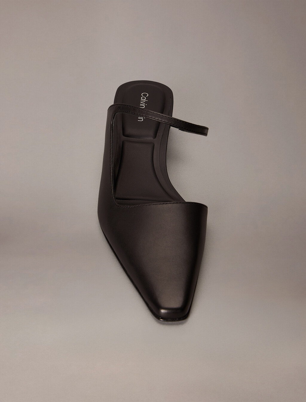 Set Back Heel Pump, Black, hi-res