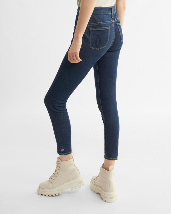 37.5 Body Ankle Jeans