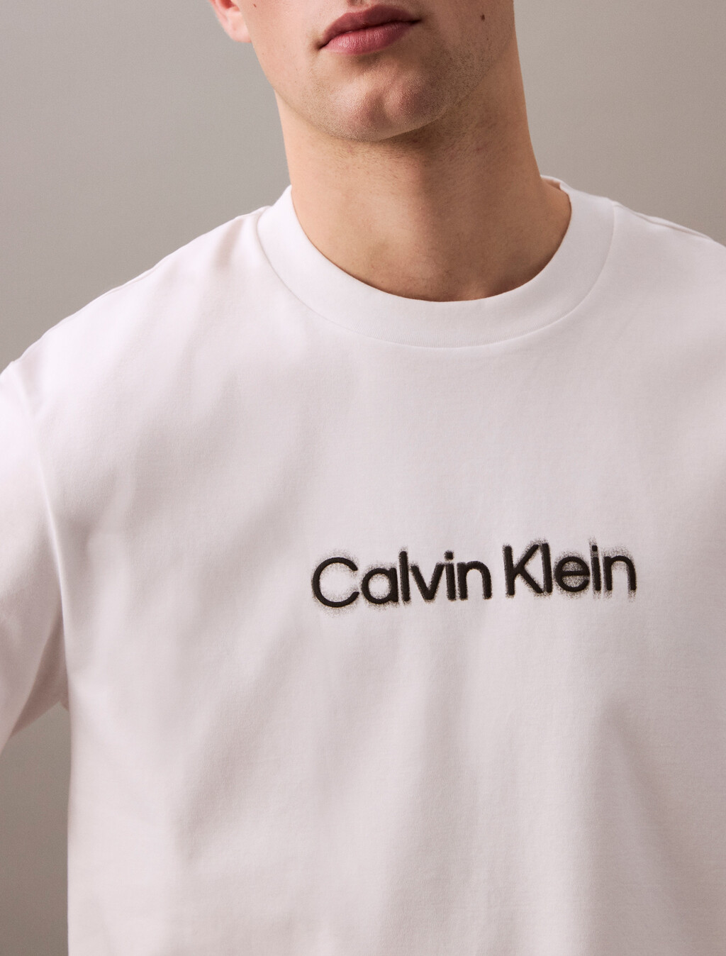 Slim Calvin Klein Motion Blur Tee, Brilliant White, hi-res